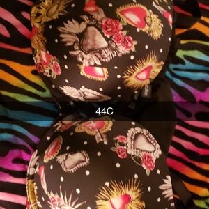 2 bras 40c and 44c $25 each